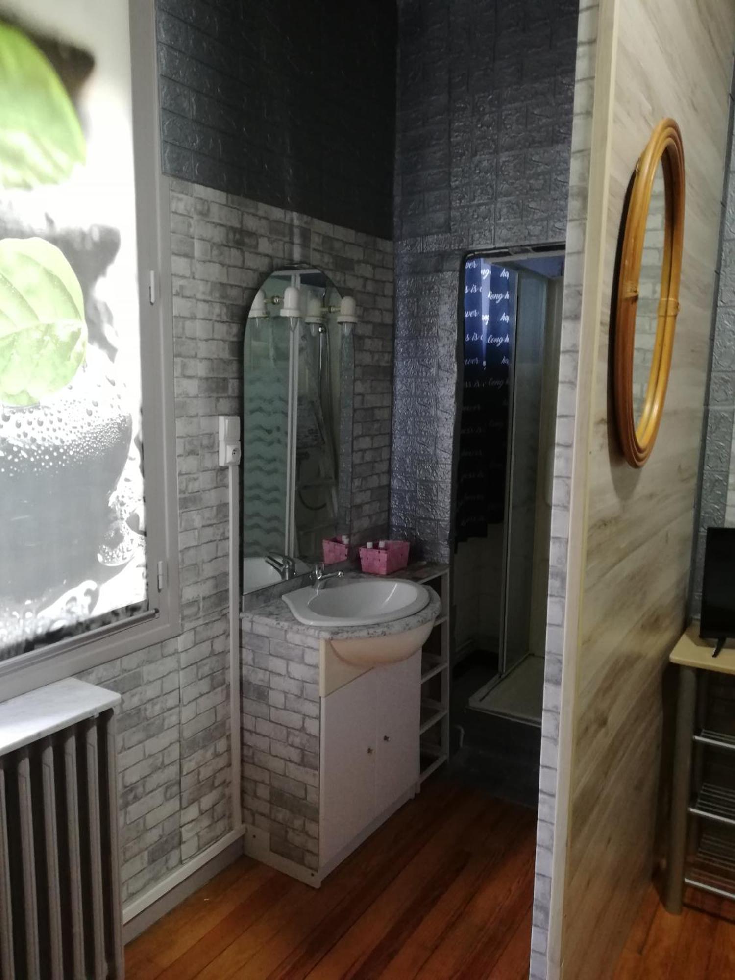Appartement Chambre Avec Douche à Lourdes Extérieur photo